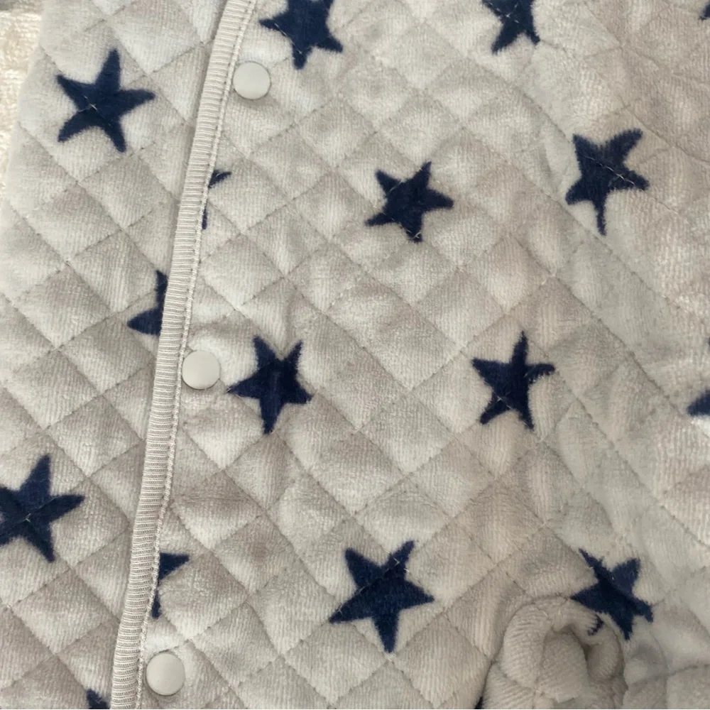 Nordstrom baby grey and blue star print quilted onesie 9M